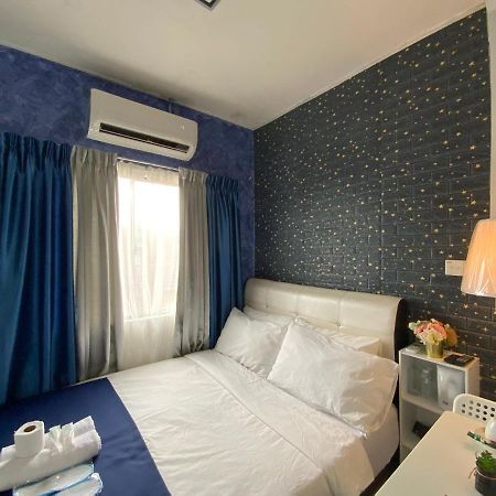 Sbs Hotel Паданг Бесар Екстериор снимка