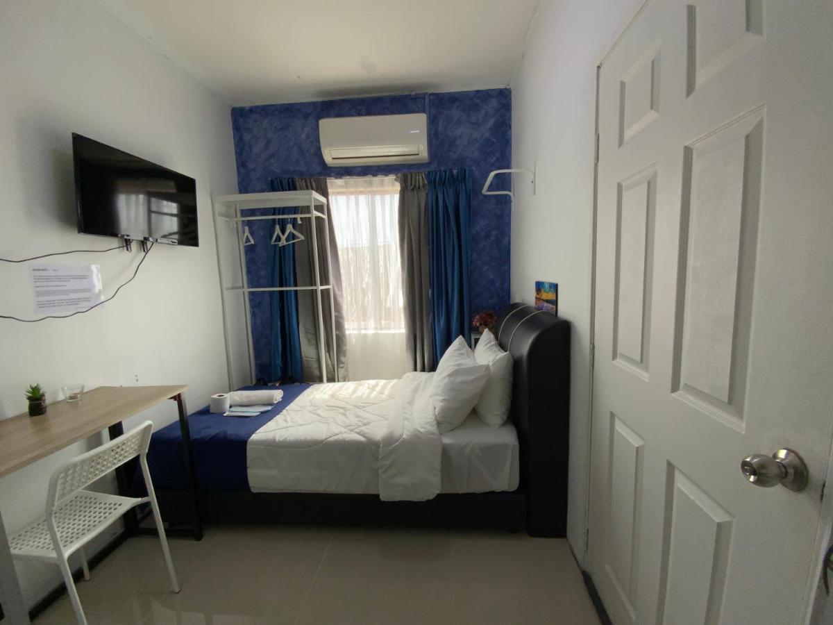 Sbs Hotel Паданг Бесар Екстериор снимка